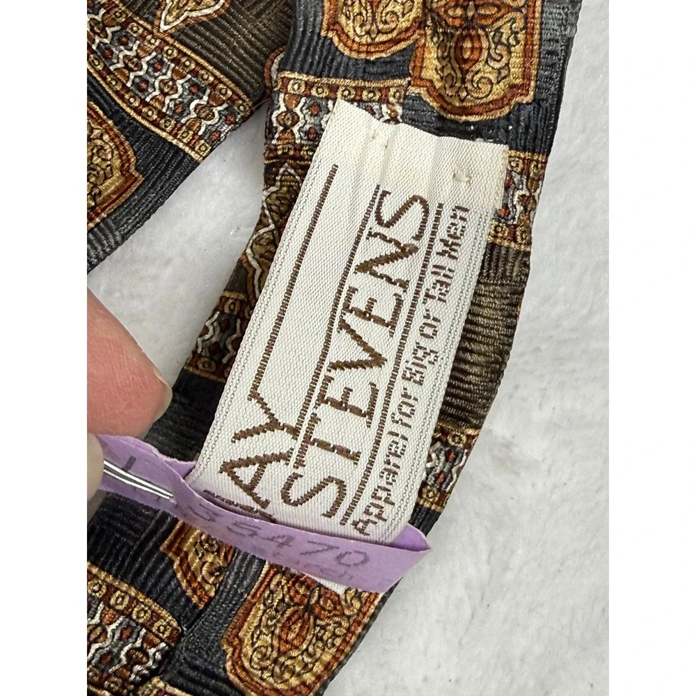 Pierre Balmain Mens Extra Long Silk Tie Grey Gold Geometric Medallion USA Made‎